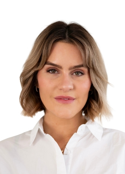 Nicole Velthuis - Sales Representative
